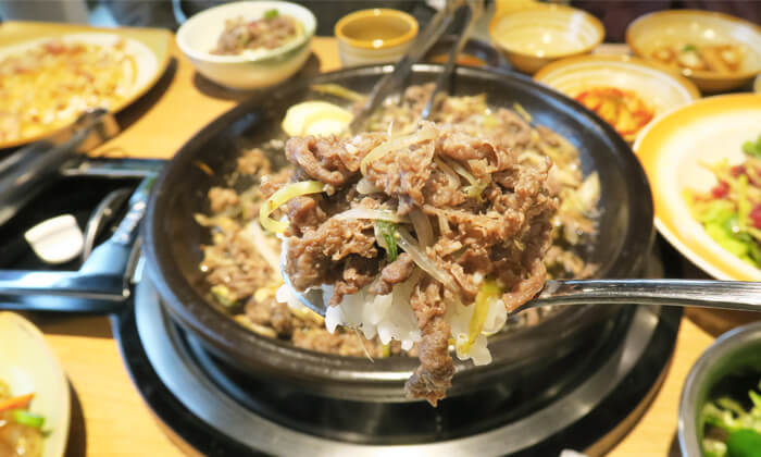 韓国料理プルゴキ食べ方